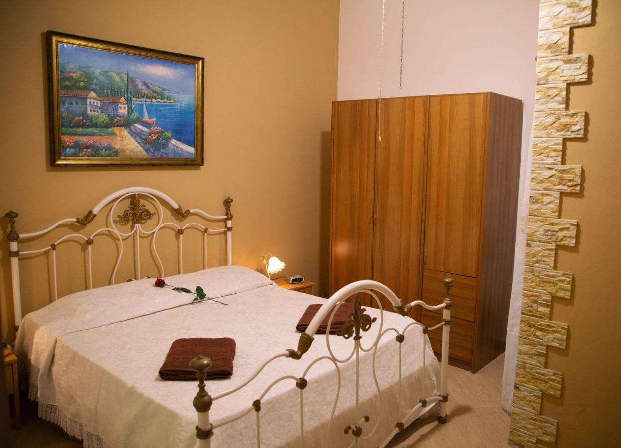 B&B Il Girasole Balestrate Exterior photo